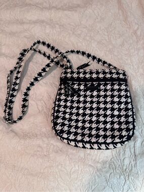 Vera Bradley Black and White Houndstooth Crossbody
